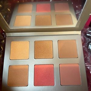 Iconic London Face Palette
